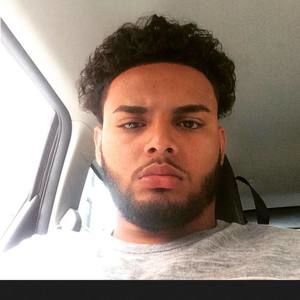 Meet your Posher, Emmanuel